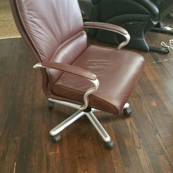 Brayton High Back Leather Chairs -set of 4 - Picture 4 of 4